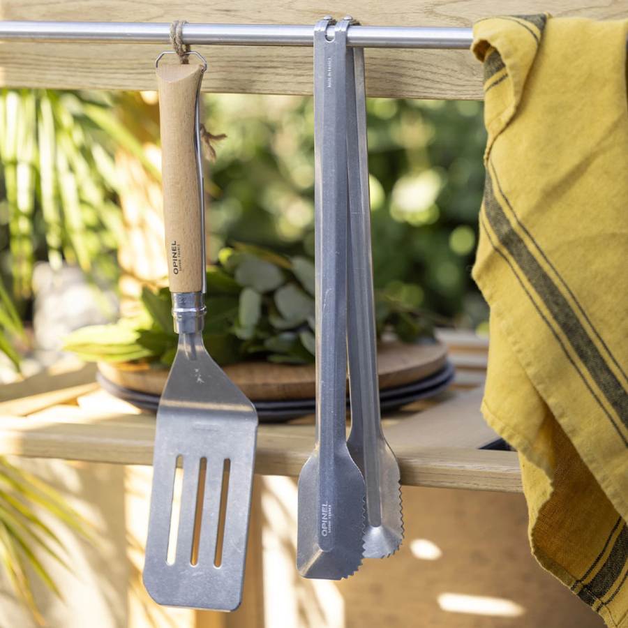 Juego de barbacoa OPINEL