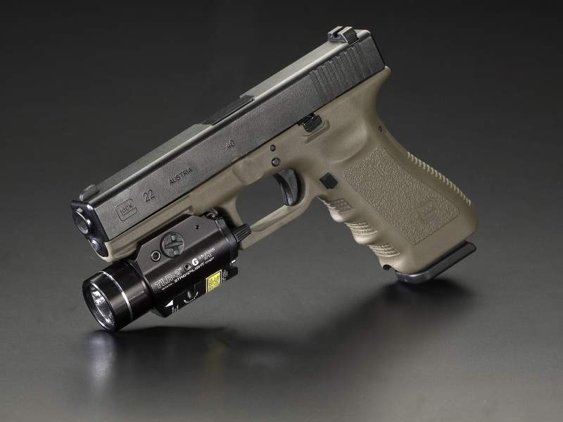 Linterna táctica en riel con laser verde TLR-2® G